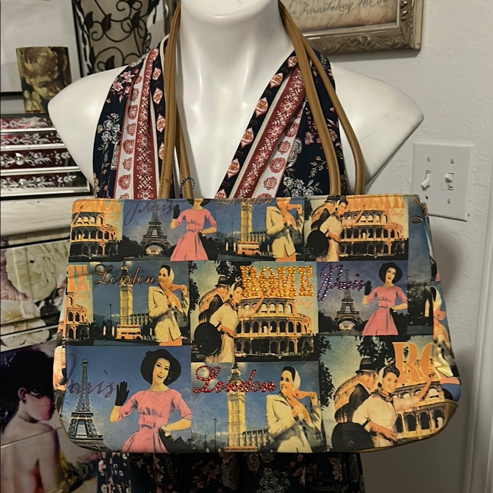 Vintage Style Women Bag with Multicolor Print